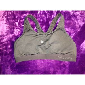 Nike Pro Sports Bra